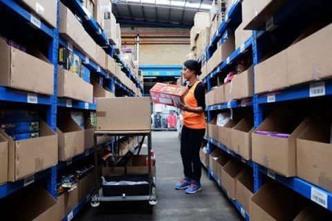 Tuyển 6 nữ, 18-30 tuổi, Ngành nghề lấy hàng và sắp xếp hậu cần, tỉnh KANAGAWA